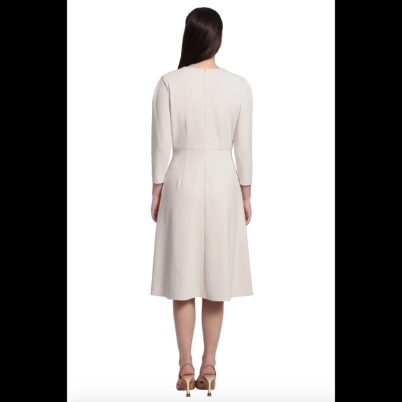 MAGGY London | V-Neck Pleated Sleeve Knee Length Dress